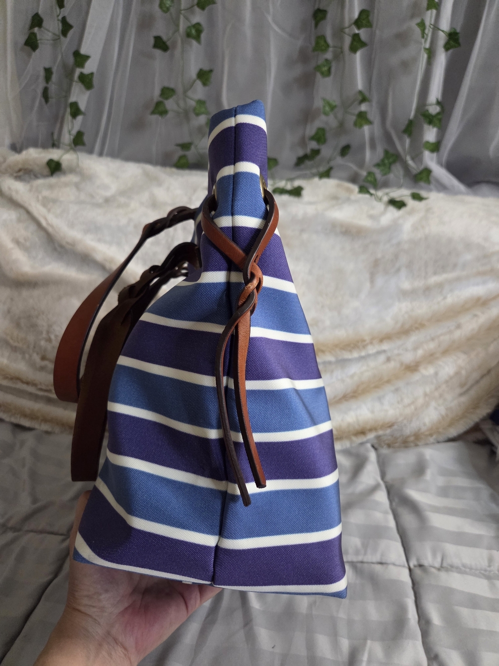 Dooney & Bourke Canvad Sullivan Shopper Tote Bag - Picture 4 of 14